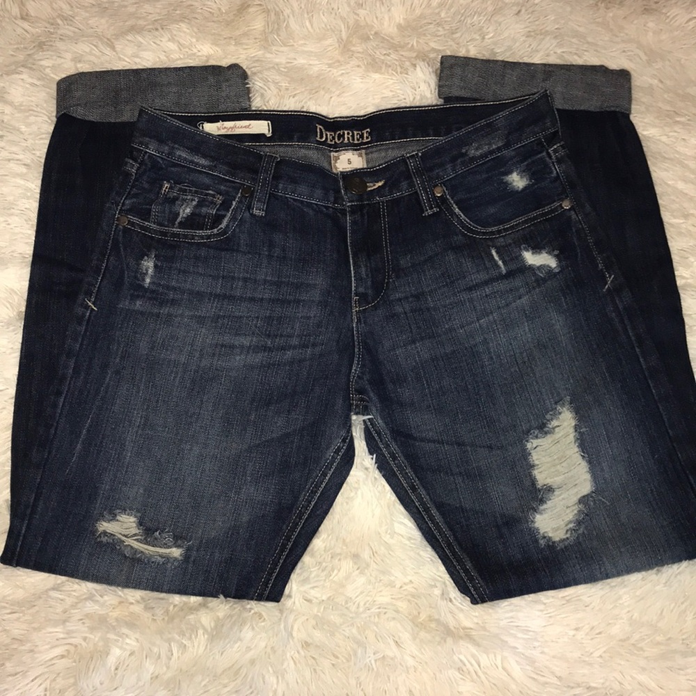 Decree Distressed Boyfriend Jeans